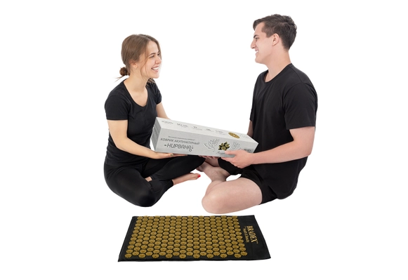 Польза акупунктурного массажа: 5 причин использовать массажный коврик