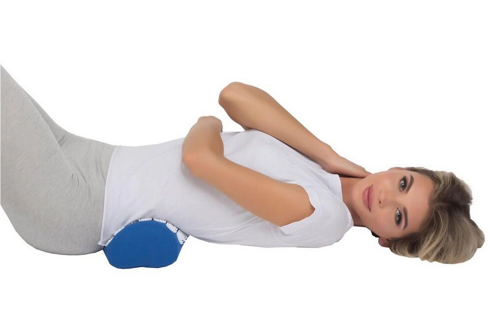 Борется с бессонницей