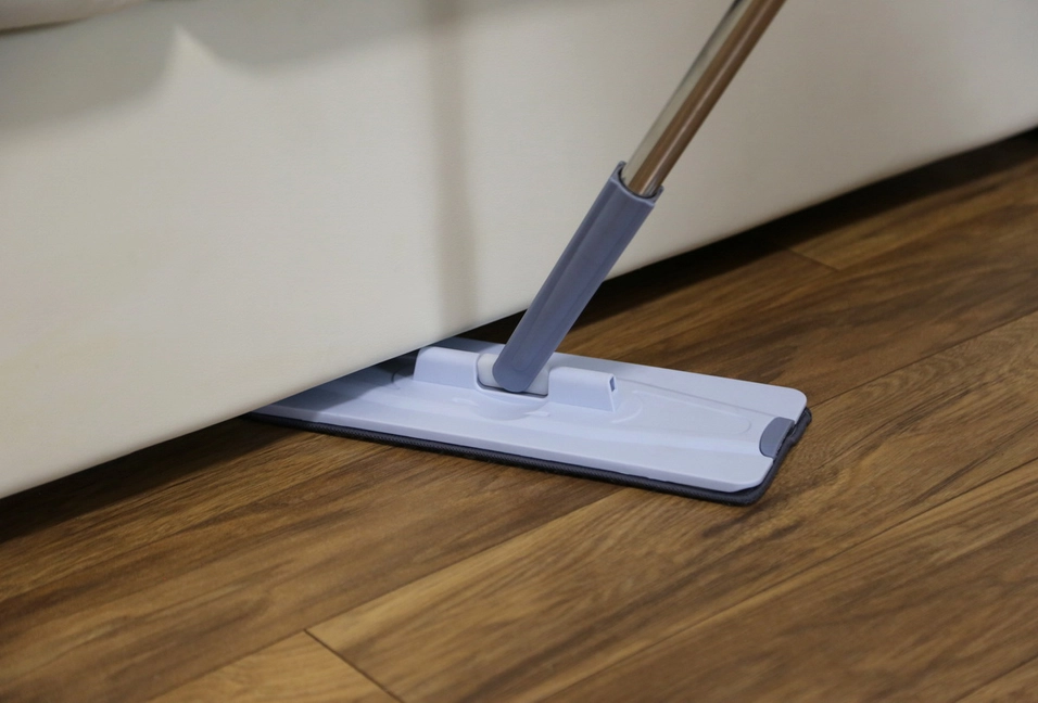 Убраться под диваном? Легко!