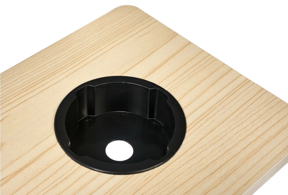 Специальное углубление  под стакан